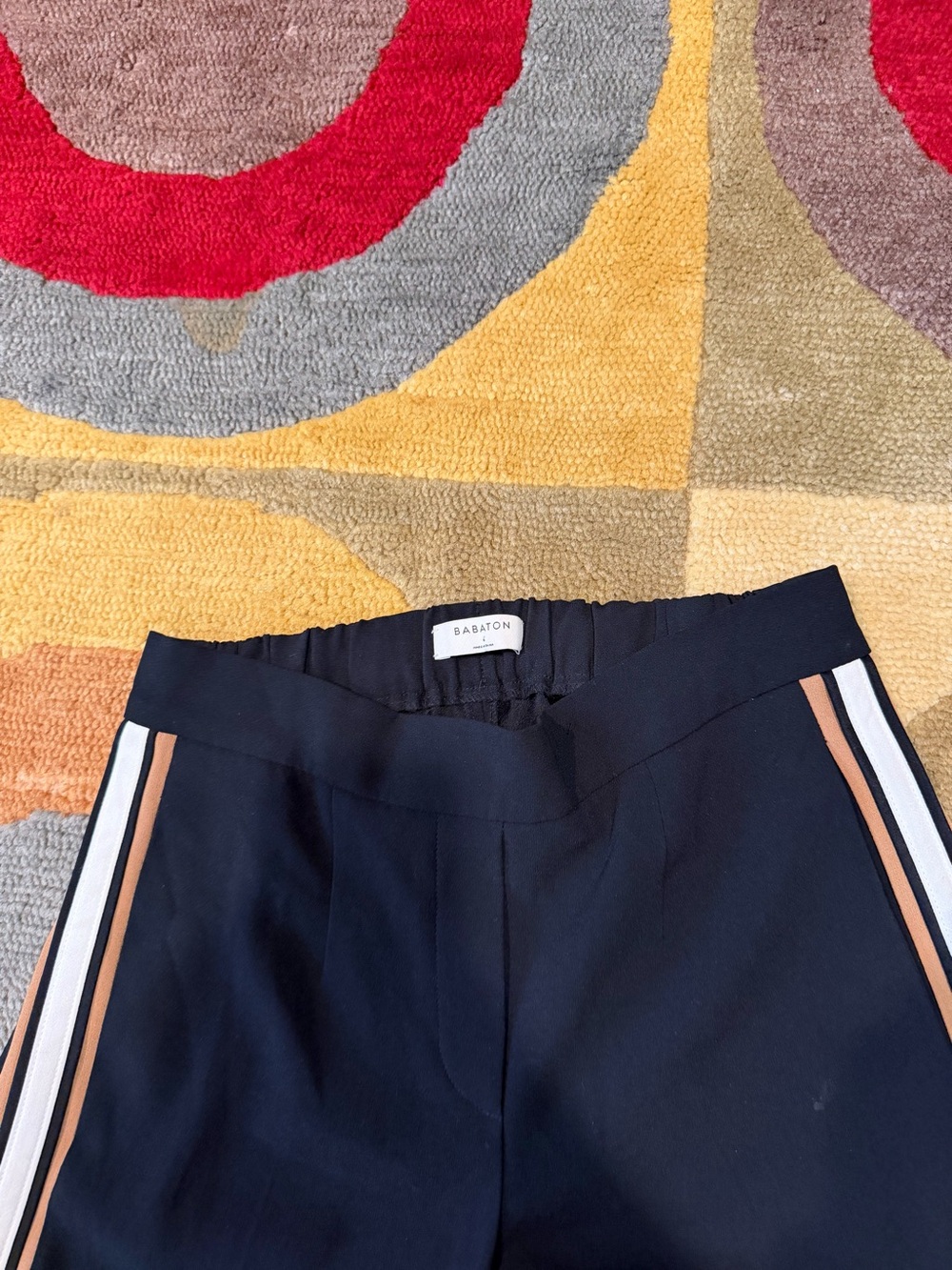 Aritzia Babaton Conan Cropped Pant Pleated Side Stripe Black Trousers Size 4 - Picture 2 of 5